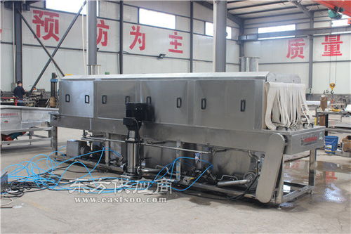 高效節(jié)能，潔凈無(wú)憂——諸城鼎康機(jī)械食品周轉(zhuǎn)筐清洗機(jī)